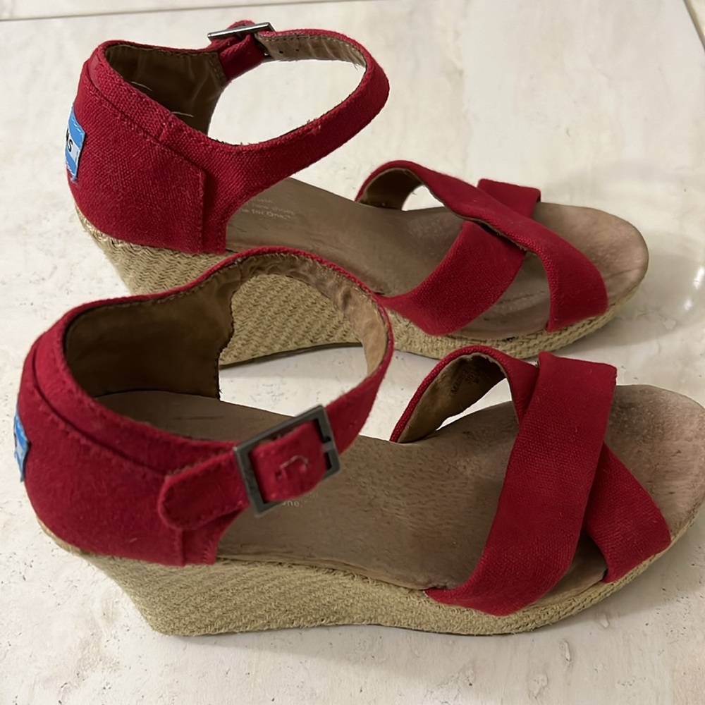 Toms red wedge sandal women’s 7.5 - Picture 2 of 5